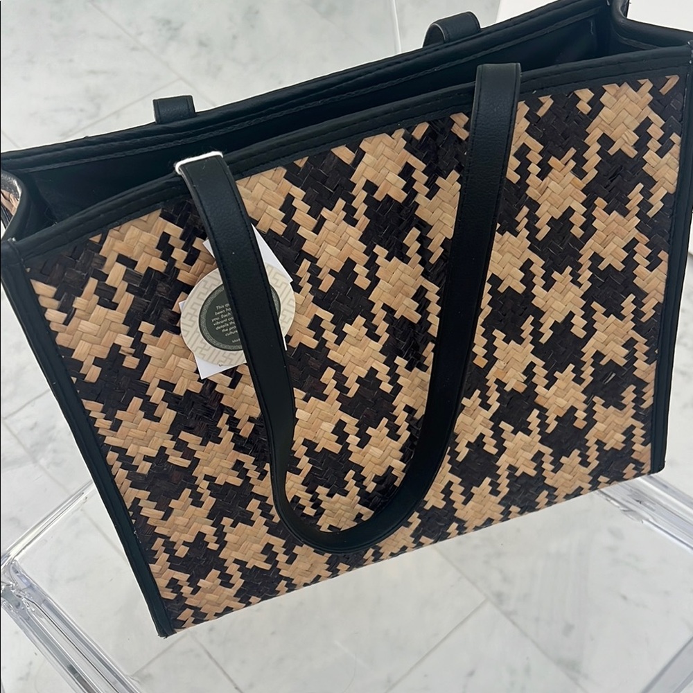 Vanilla/Beach Black and Tan Houndstooth Tote Bag BRAND NEW